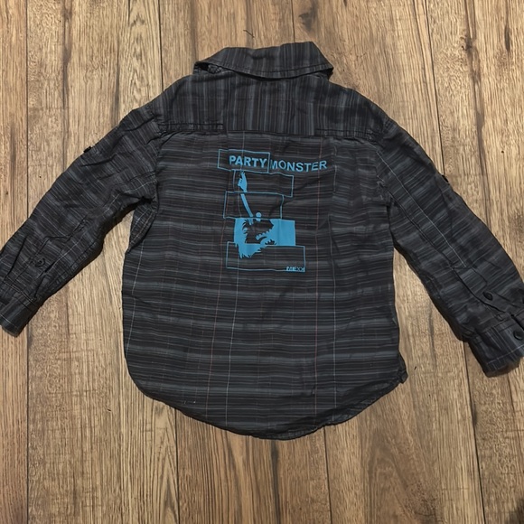 4/$20 Boys Mexx Button Up Shirt Sz 2 - Picture 3 of 3